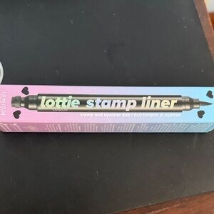 Lottie Stamp Liner Eyeliner Duo